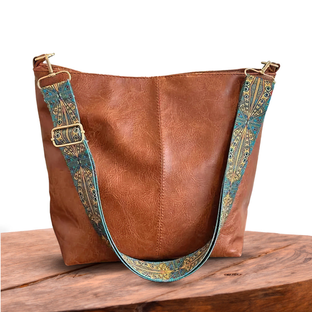 FREYA - Timeless Vintage Shoulder Bag