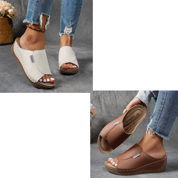 SARA - Comfortable Slides with Arch Support