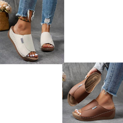 SARA - Comfortable Slides with Arch Support