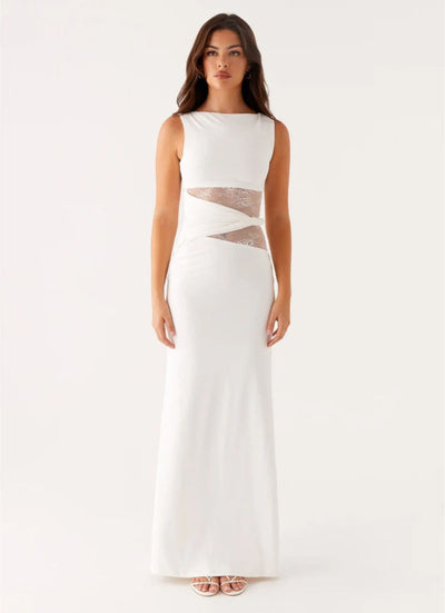 LENI - Figure-Hugging Maxi Dress with Subtle Cutouts and Lacing