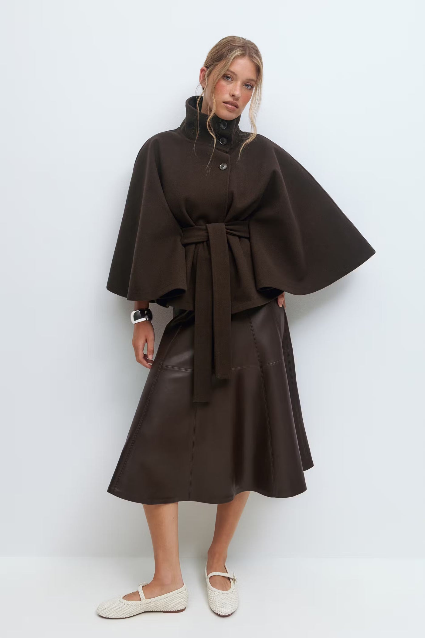 LOREZA - Elegant Cape Jackets