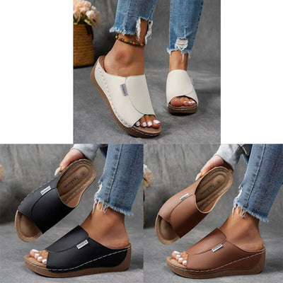 SARA - Comfortable Slides with Arch Support