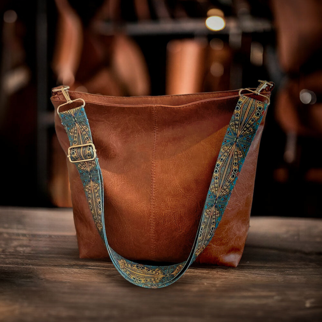 FREYA - Timeless Vintage Shoulder Bag