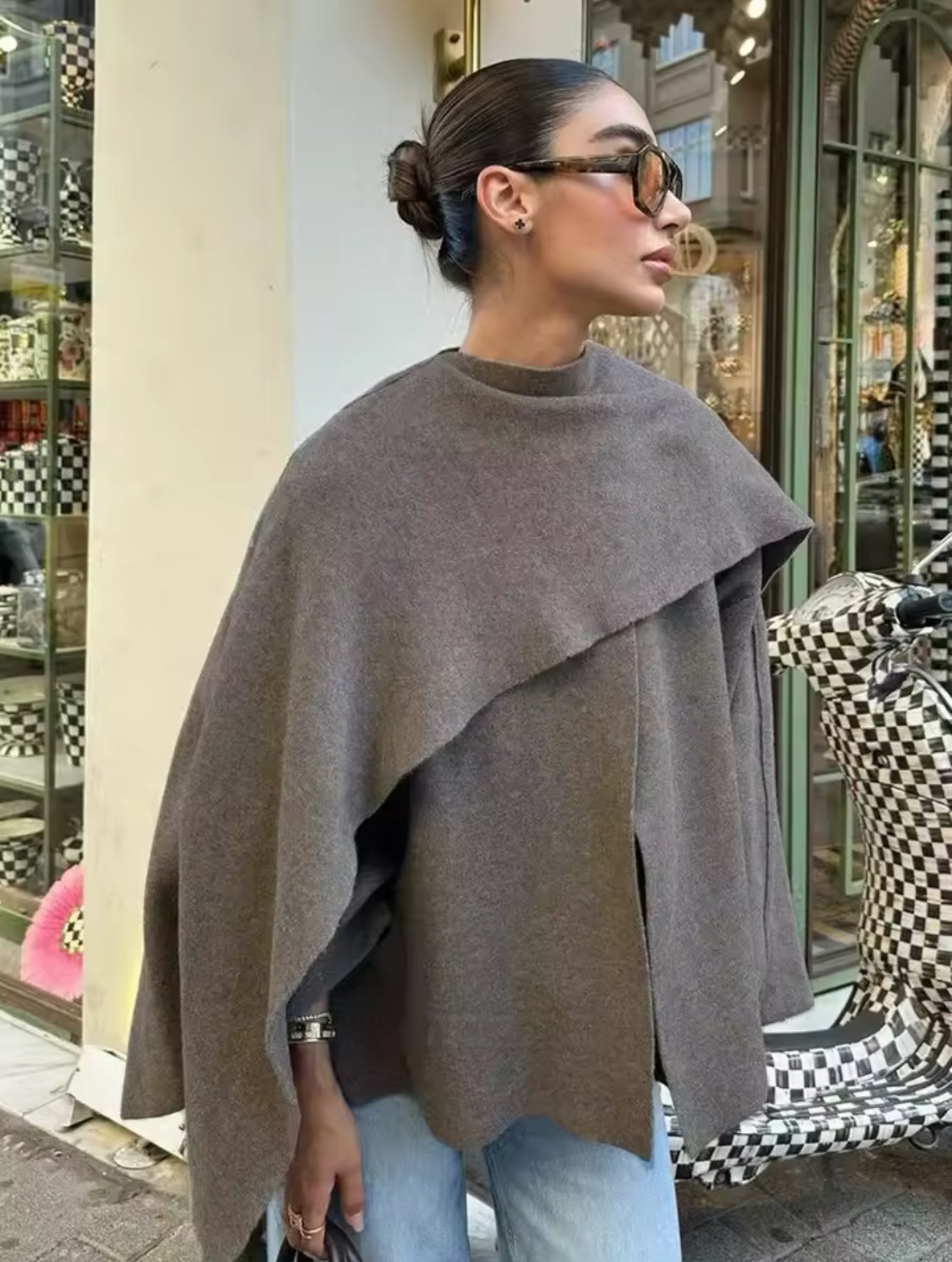 ELENA - Elegant Cape Coat