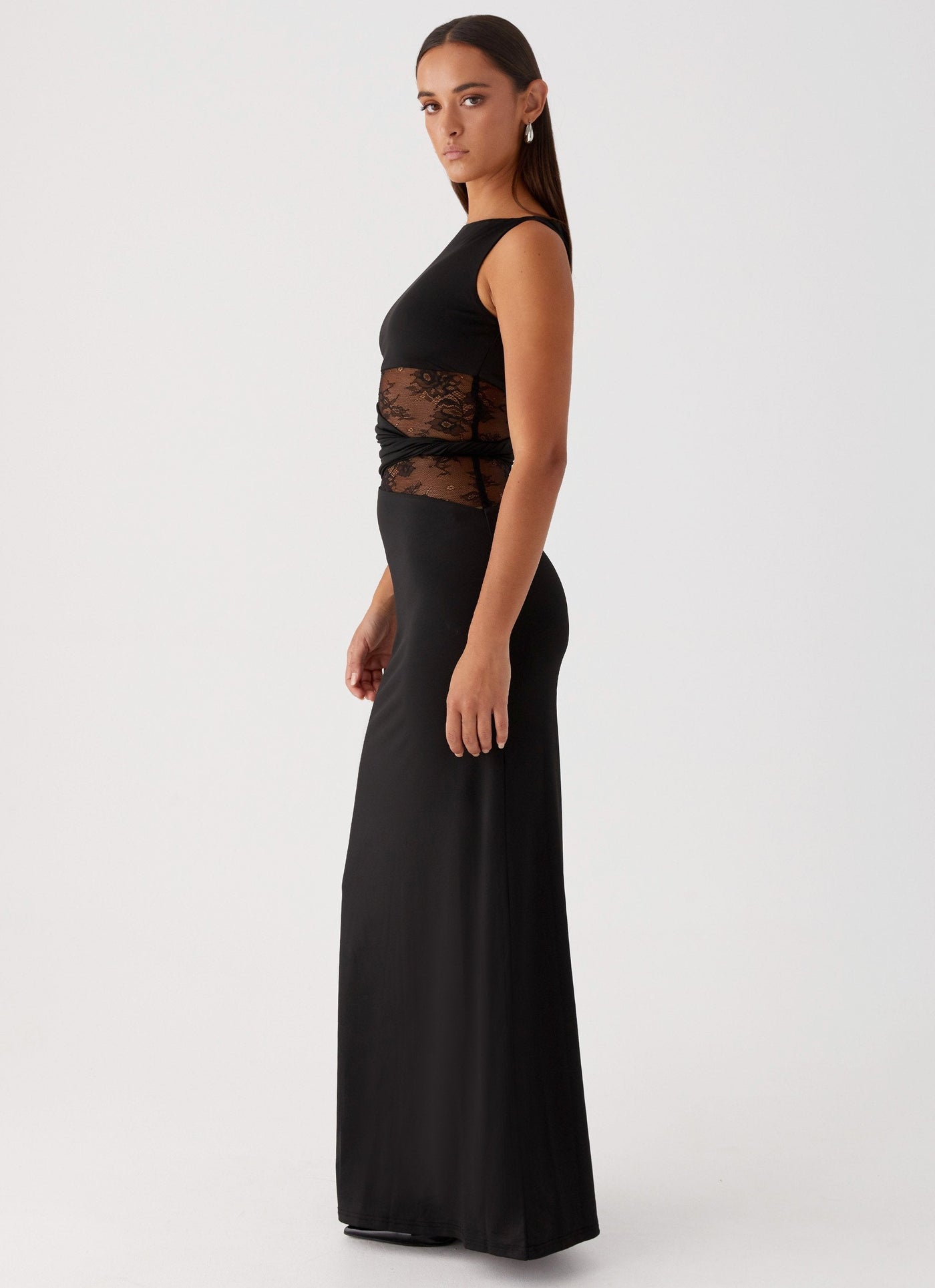 LENI - Figure-Hugging Maxi Dress with Subtle Cutouts and Lacing