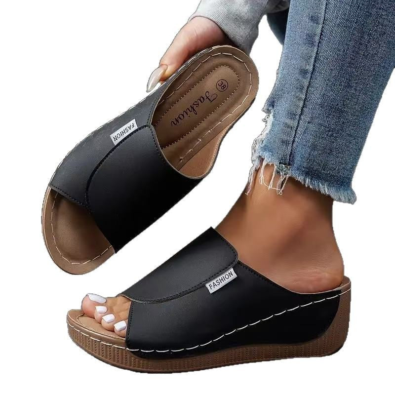 SARA - Comfortable Slides with Arch Support