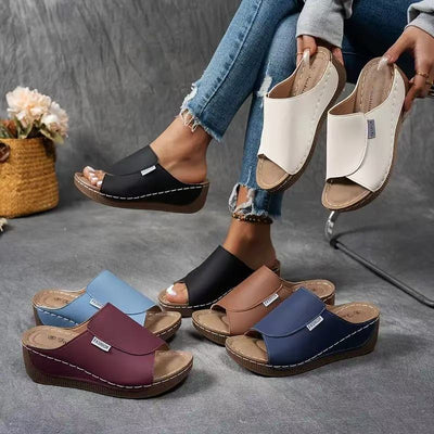SARA - Comfortable Slides with Arch Support