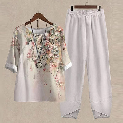 LIV - Elegant and Comfortable Set with Sweater and Pants