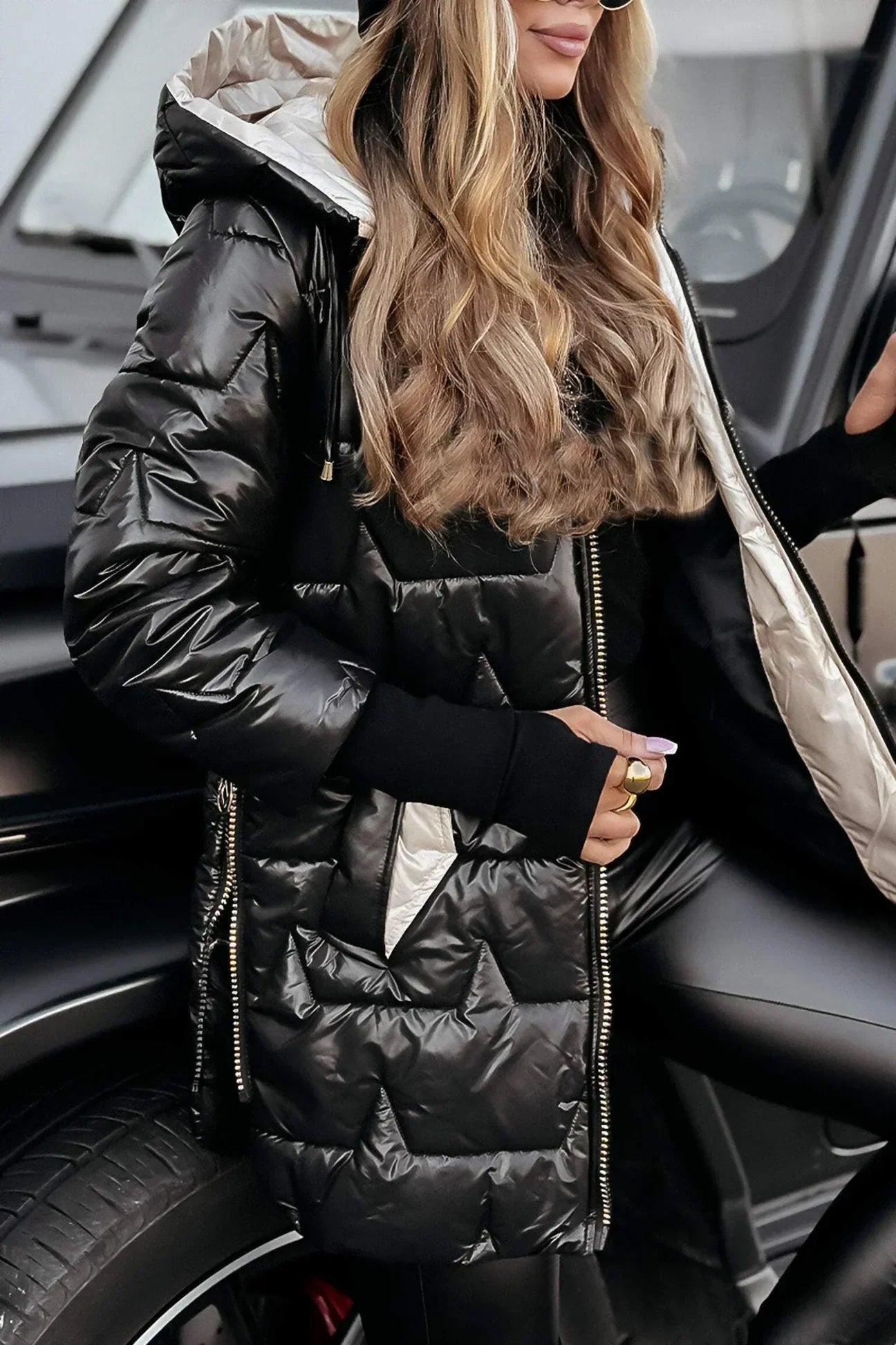 ASTRID - Elegant Winter Jacket with Hood and Lining